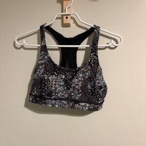 Lululemon Invigorate Bra - Sz 8